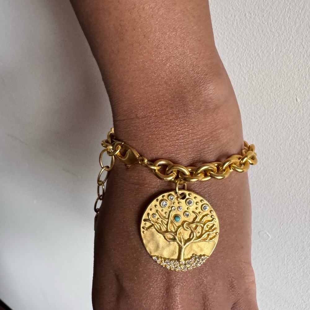Sequin jewelry charm bracelet
